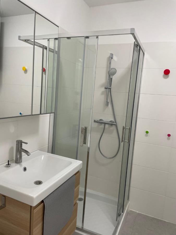 Appartement 30 M2, Piscine Et Parking Prive Mouans-Sartoux Eksteriør billede